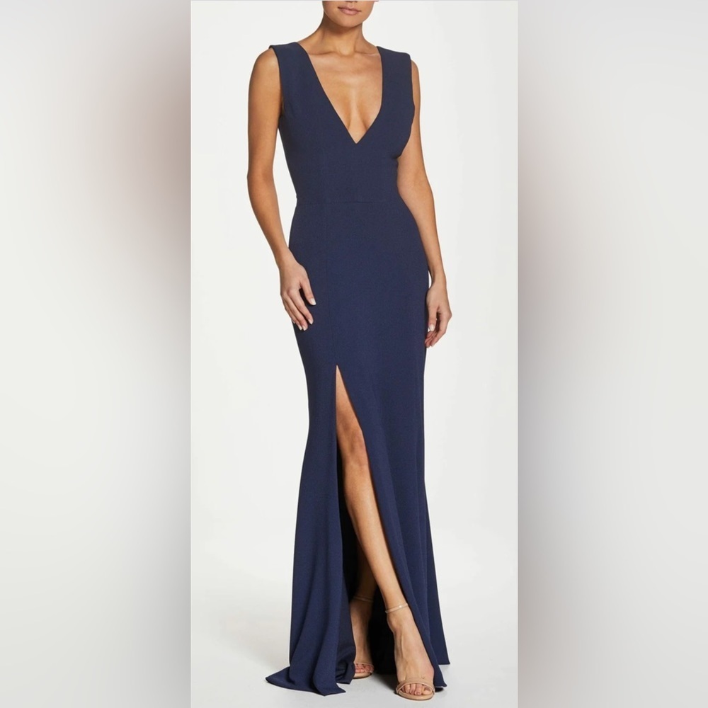 Dress the population NWOT Sandra v-neck mermaid Gown Size small